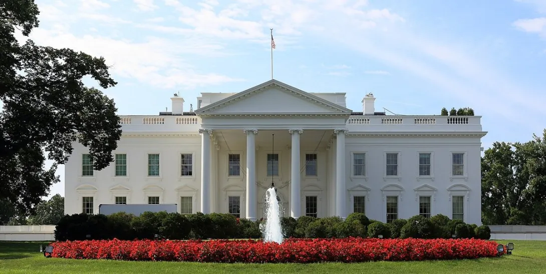 The north facade of the White House in Washington, D.C., seen across the North Lawn and its fountain.